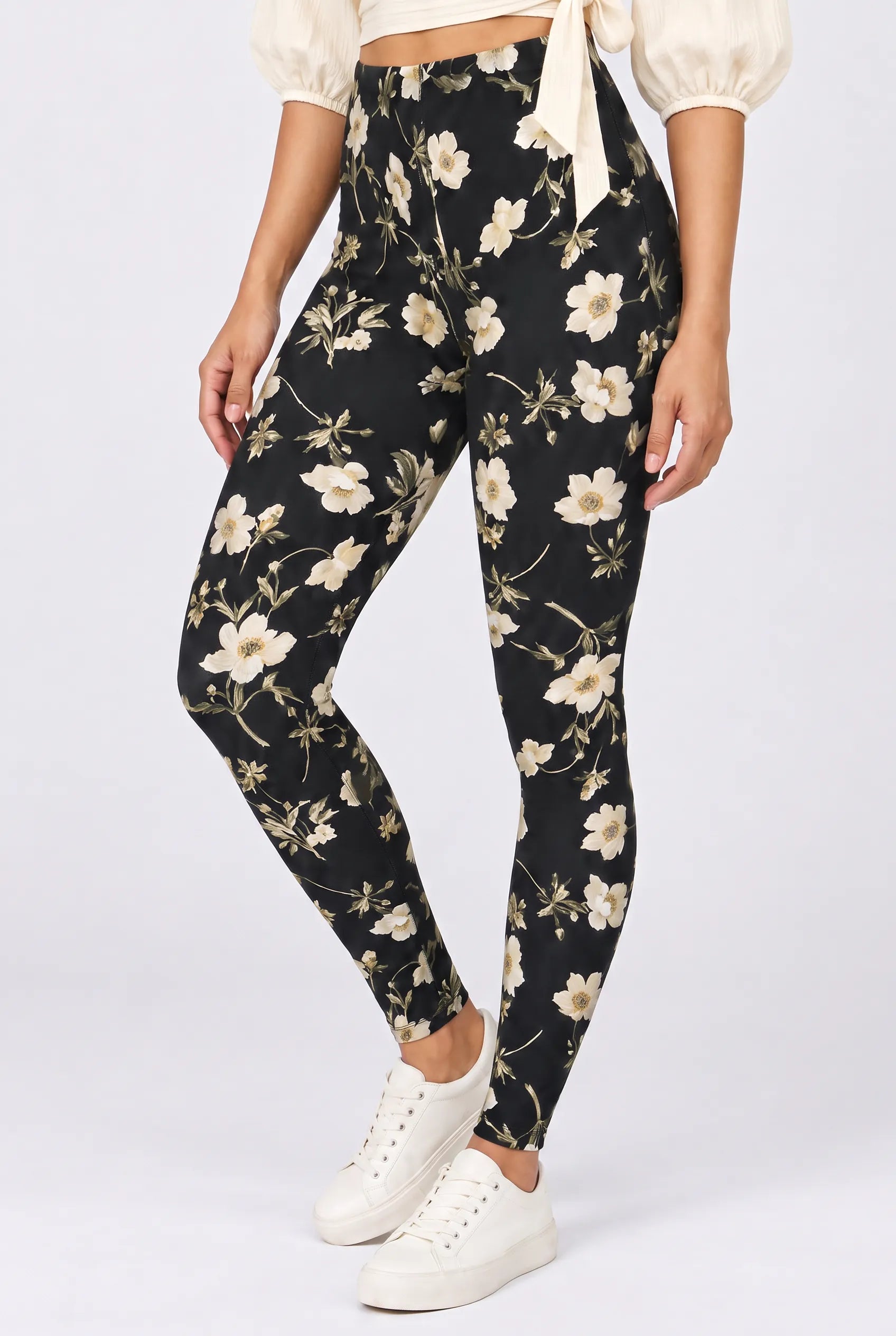 Botanical Noir Leggings in Ivory Vine — lower-leg and ankle-hem detail #print_ivory-vine